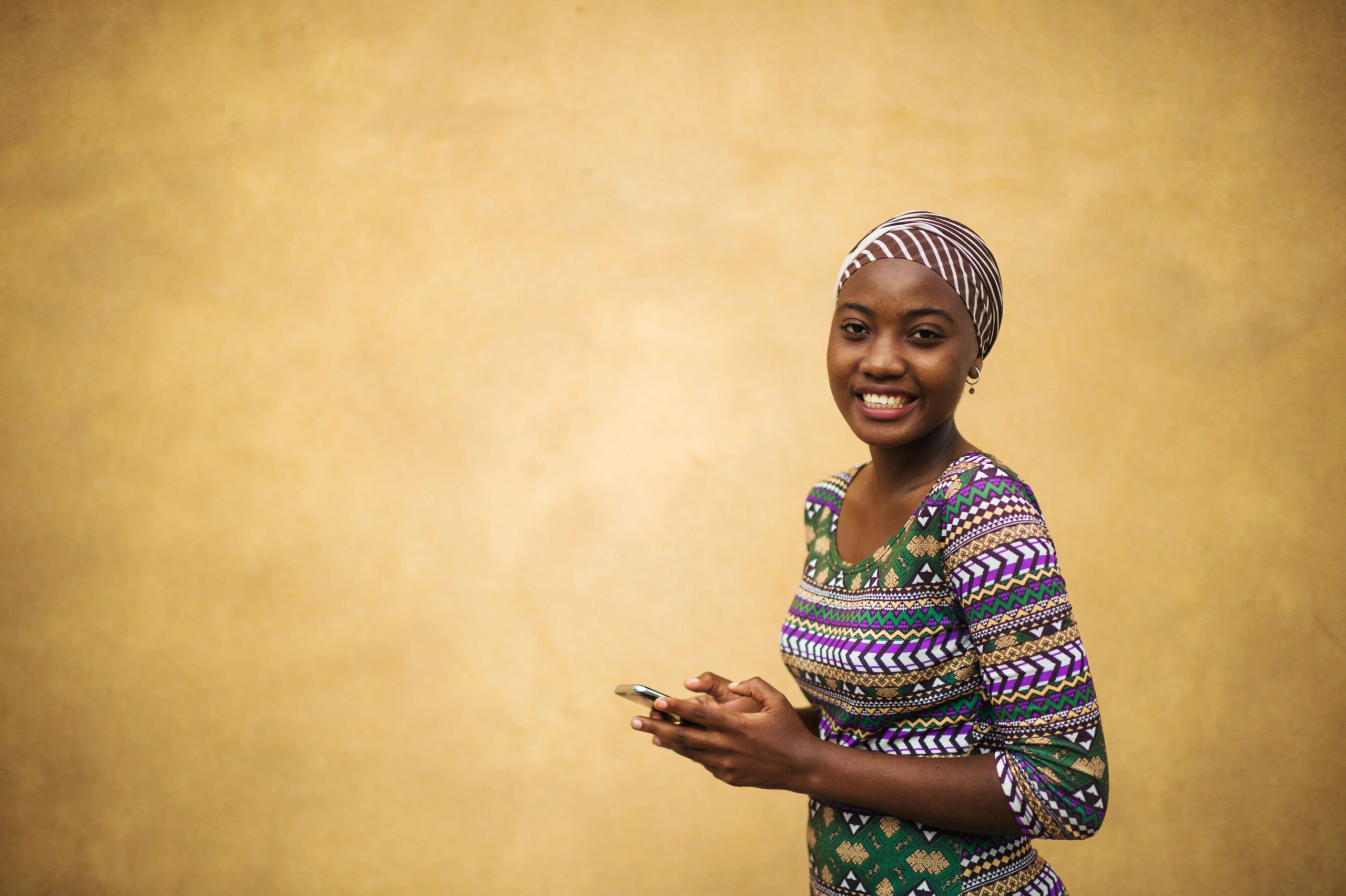 Choosing the Right Platform to Send Money to Nigeria Online | TalkRemit